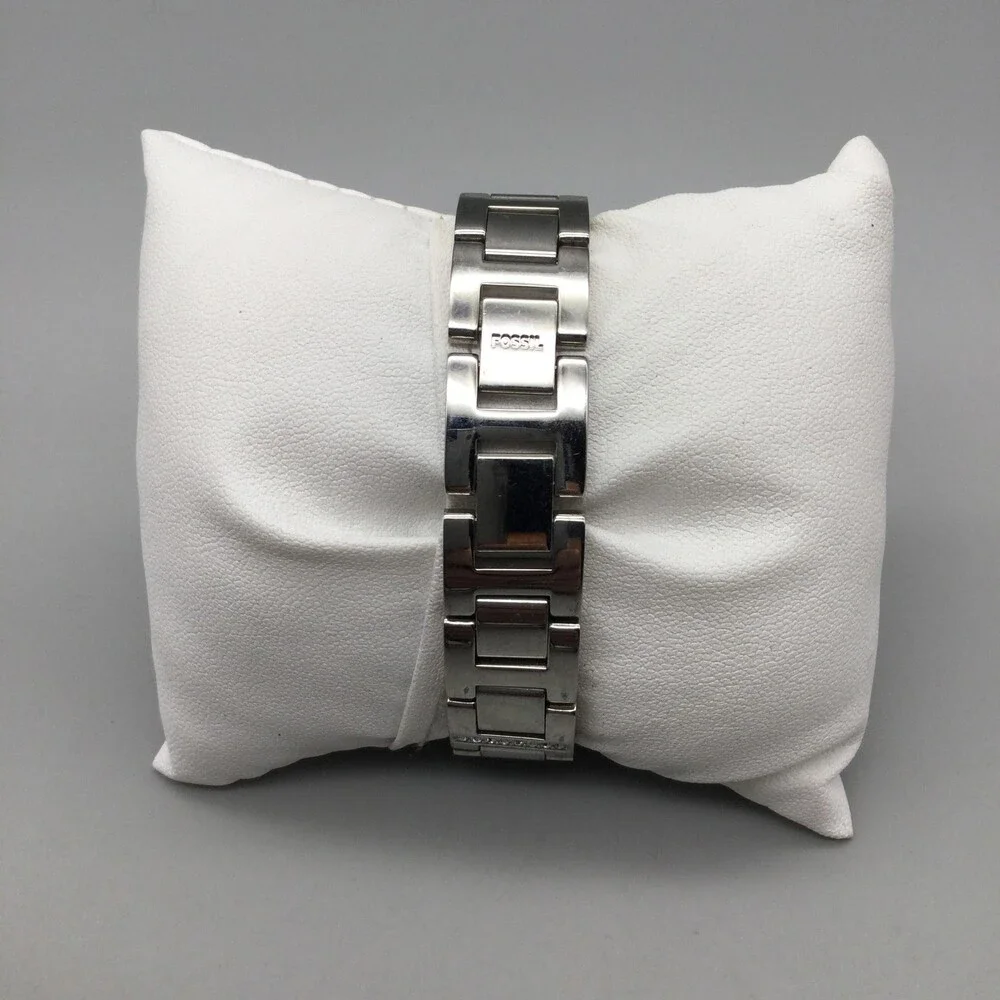 Fossil Womens Watch 29mm Silver Tone Crystals Stainless ES3292 New Battery 6.25
